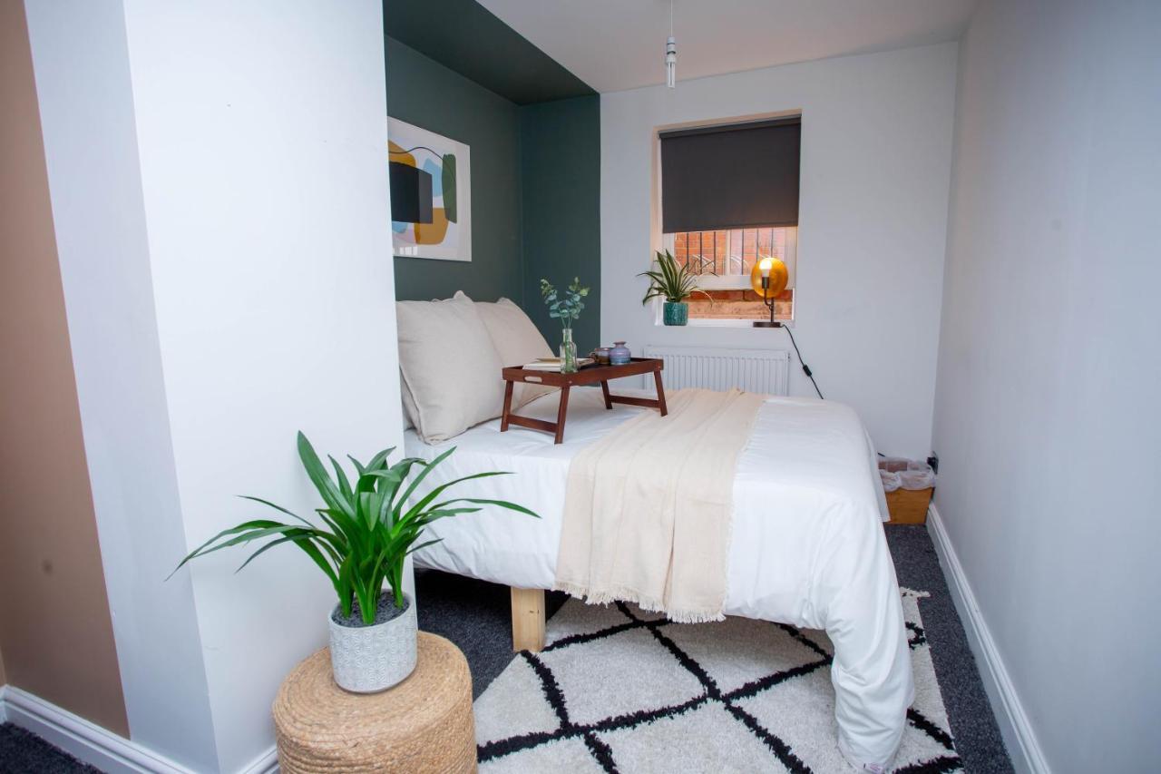 Апартаменты Nest Easy - Derngate Basement Нортхемптон Экстерьер фото